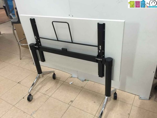 שולחן מתקפל (2)